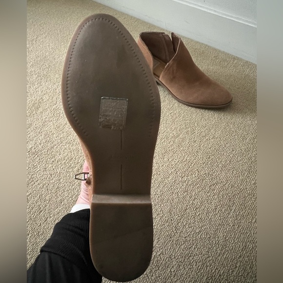Dolce Vita brown/tan suede booties - Picture 5 of 5